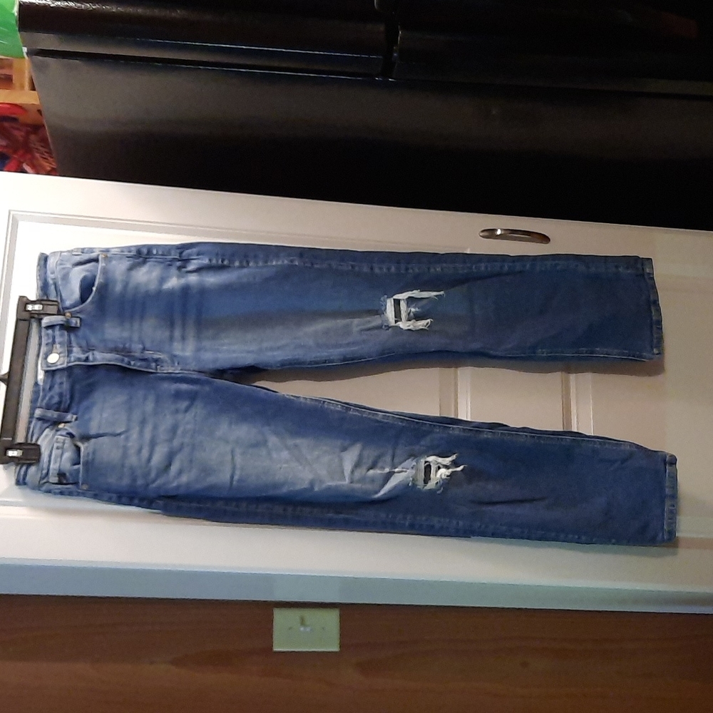 KanCan Distressed Jeans Size 9/28